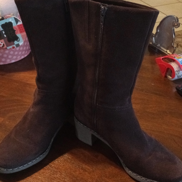 Dockers Suede Boots Size 9 - Picture 3 of 6